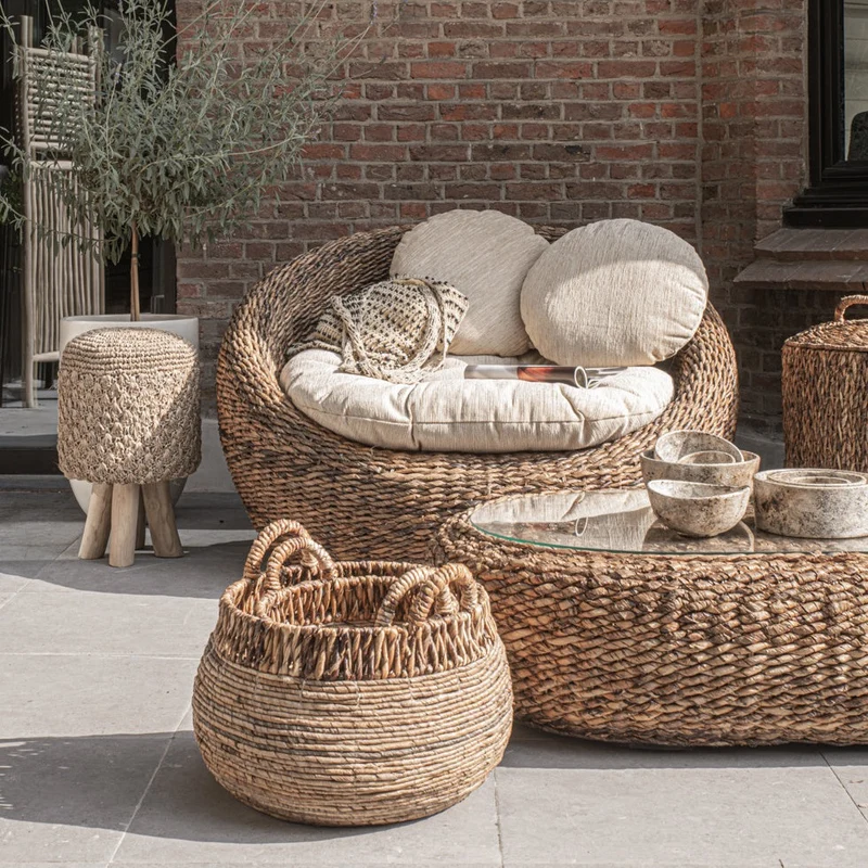 DER RAFFIA TRESSED Hocker