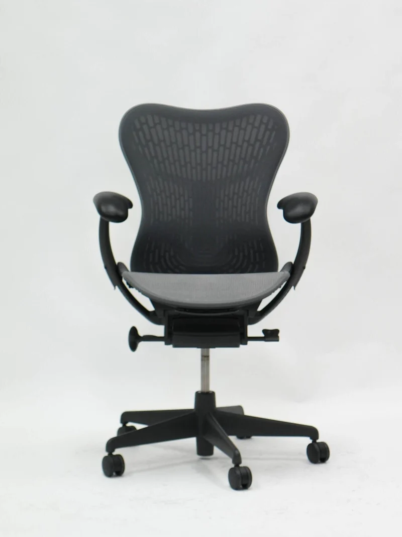 Herman Miller Mirra 2 Chair (Renewed)