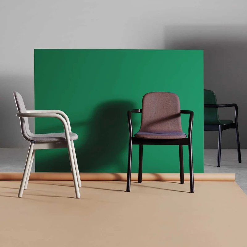 HUG ARMCHAIR Natur-Esche-Beige