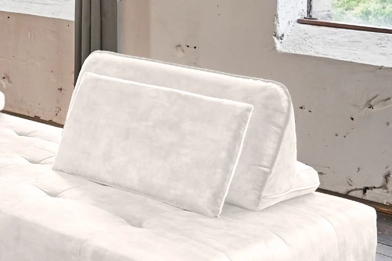 KAWOLA Rückenkissen WIOLO velvet cremeweiß