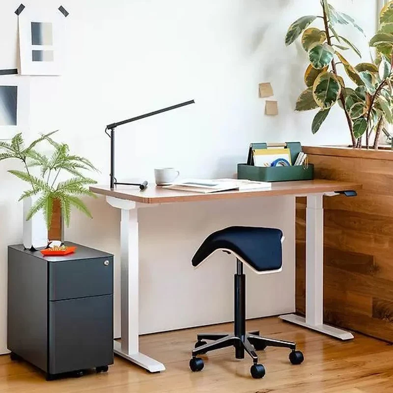 myKolme ILOA+ Black | Hocker Rollhocker | Sattelhocker | Gestell Schwarz