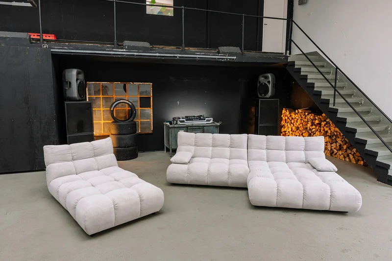 KAWOLA Sitzgruppe VIVIEN Ecksofa Drehsessel Hockerbank Feincord silber
