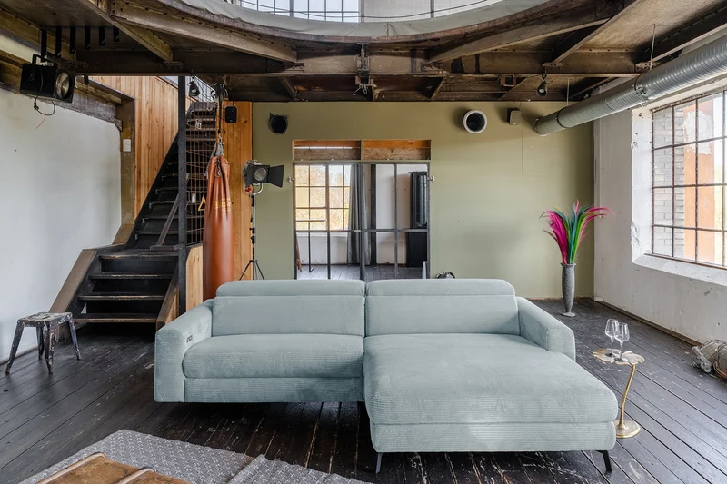 KAWOLA Sofa LAISKA Ecksofa Relaxfunktion teilmotorisch Cord hellblau