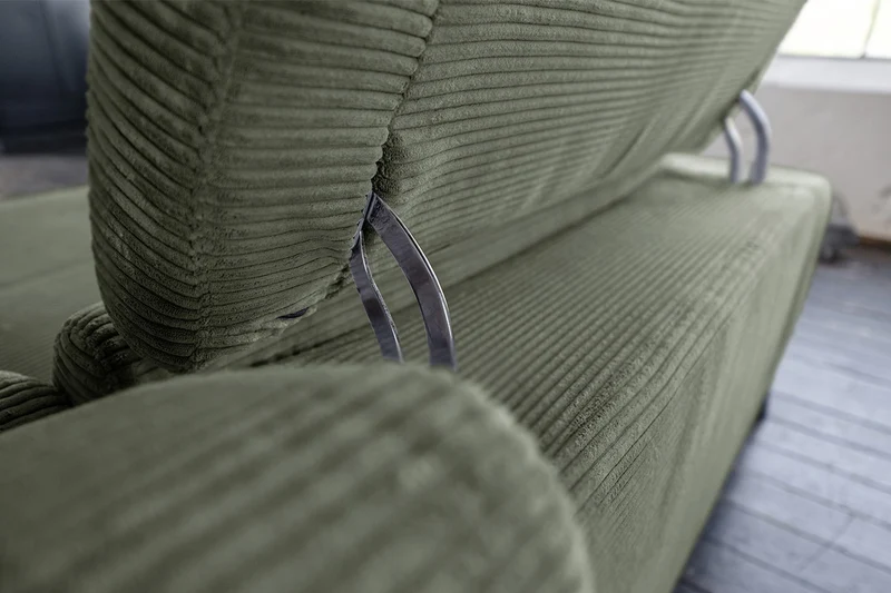 KAWOLA Sofa LAISKA Ecksofa Relaxfunktion teilmotorisch Cord olivgrün