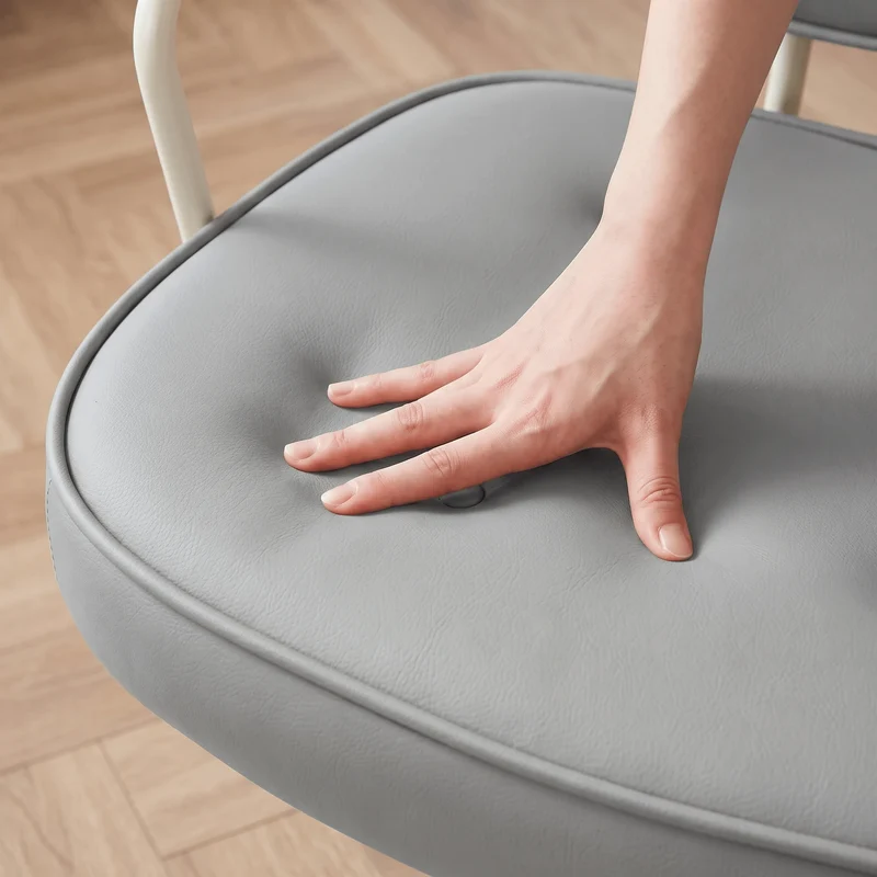 P7 Criss Cross Chair with Adjustable Height & Swivel