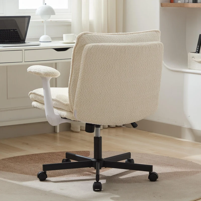 P3 Criss Cross Chair with Adjustable Armrests