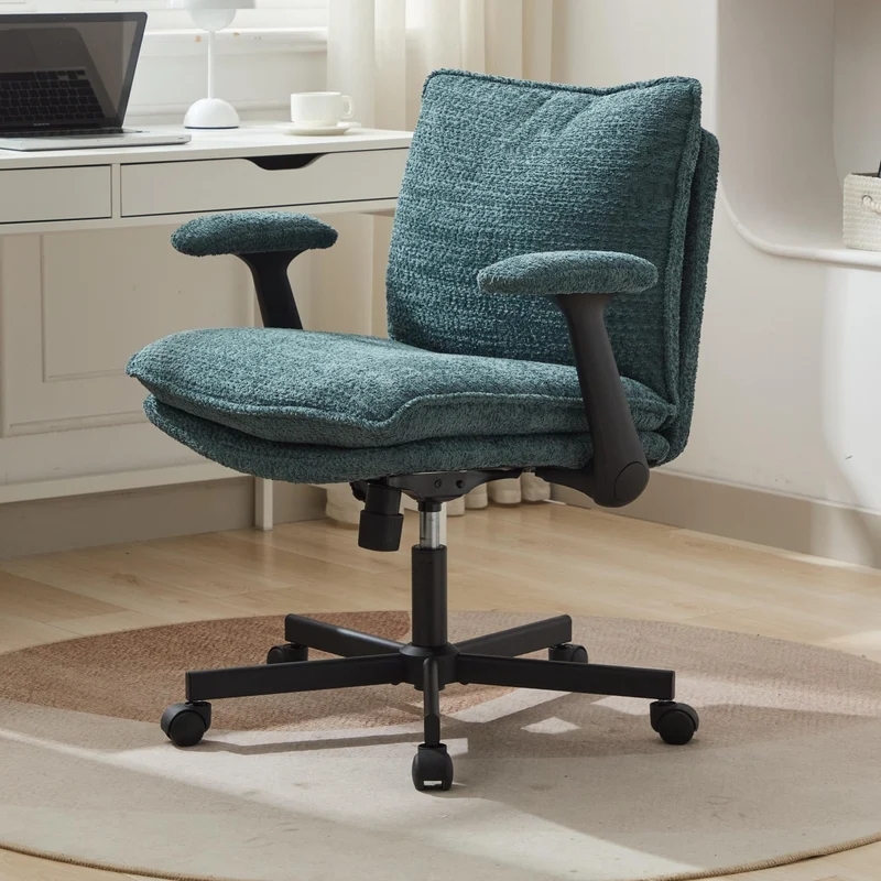 P3 Criss Cross Chair with Adjustable Armrests