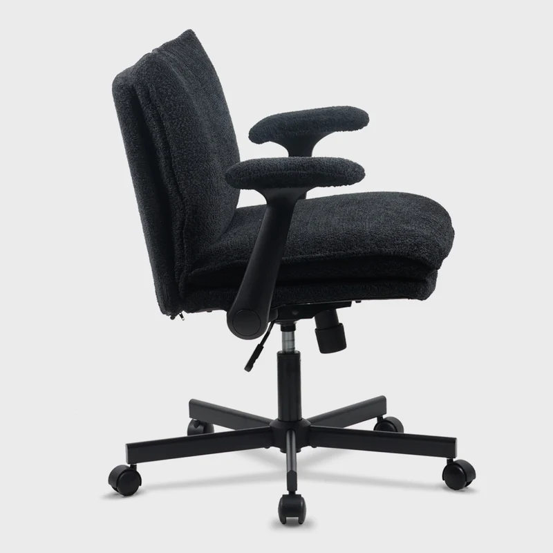 P3 Criss Cross Chair with Adjustable Armrests