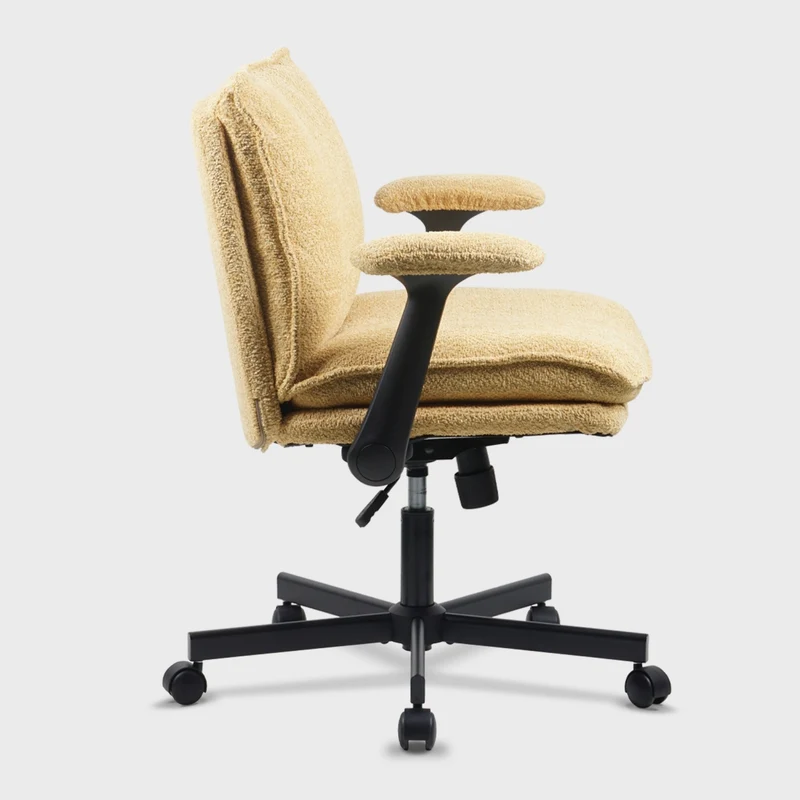 P3 Criss Cross Chair with Adjustable Armrests