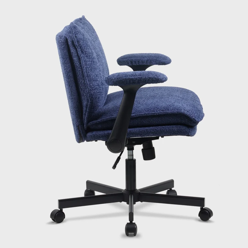 P3 Criss Cross Chair with Adjustable Armrests