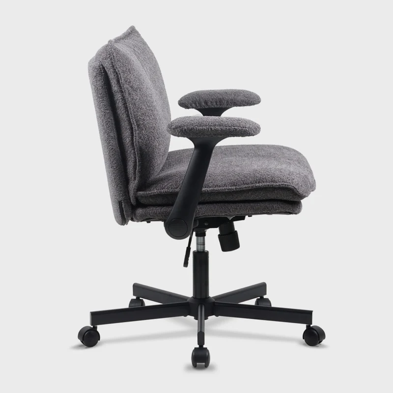 P3 Criss Cross Chair with Adjustable Armrests