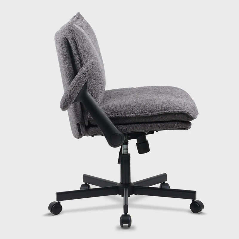 P3 Criss Cross Chair with Adjustable Armrests