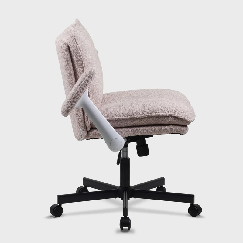 P3 Criss Cross Chair with Adjustable Armrests
