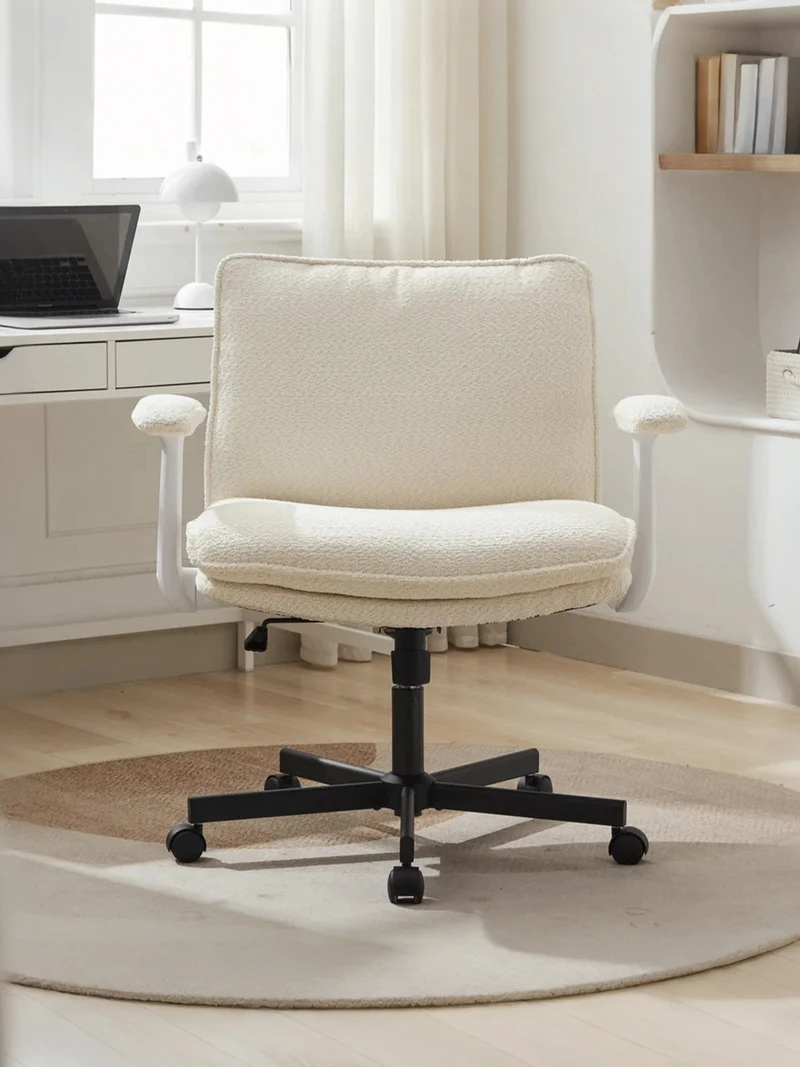 P3 Criss Cross Chair with Adjustable Armrests