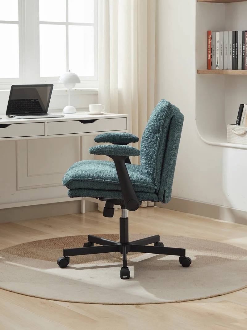 P3 Criss Cross Chair with Adjustable Armrests