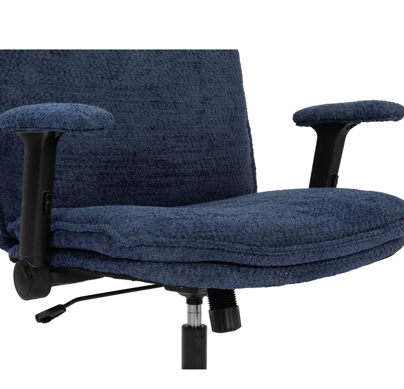 P3 Criss Cross Chair with Adjustable Armrests