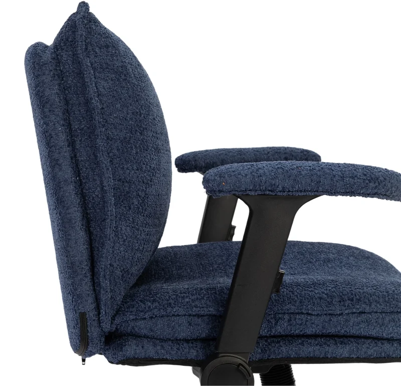 P3 Criss Cross Chair with Adjustable Armrests