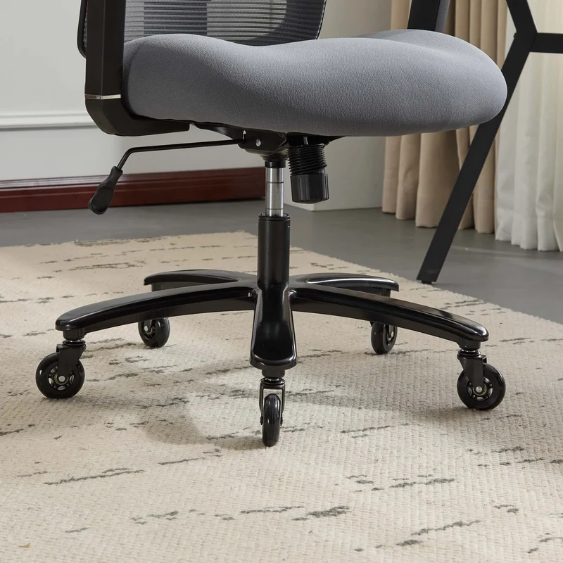 B1 Heavy Duty Chair 500lbs with Flip Armrests