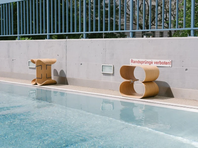 MOWO Ergonomischer ACHTER Sitzhocker Eiche & Walnuss