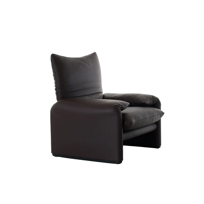 Armchair MARALUNGA, designed by Vico Magistretti for Cassina