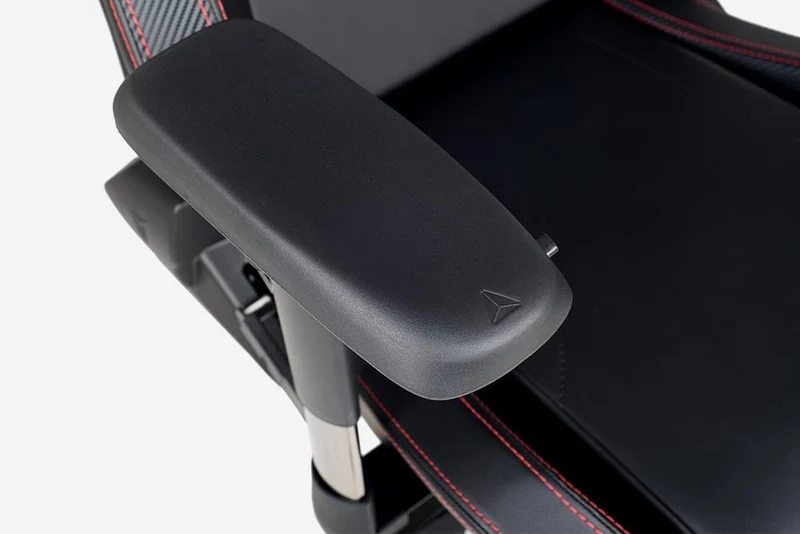 Secretlab OMEGA 2018
