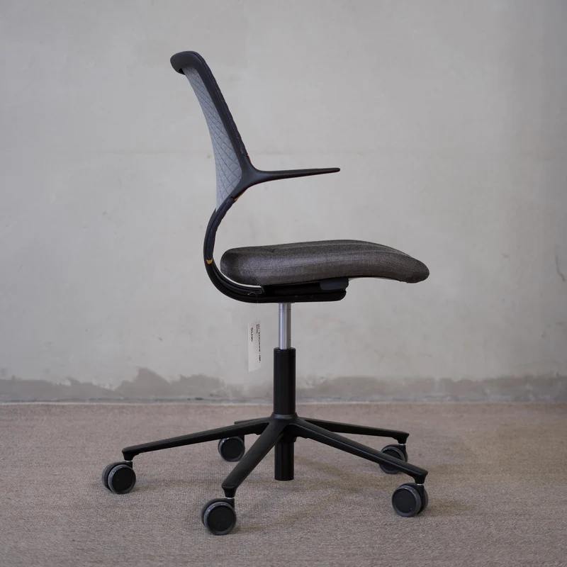 Steelcase AllowMe Stuhl mit Mittelhoher Rückenlehne - Second Hand