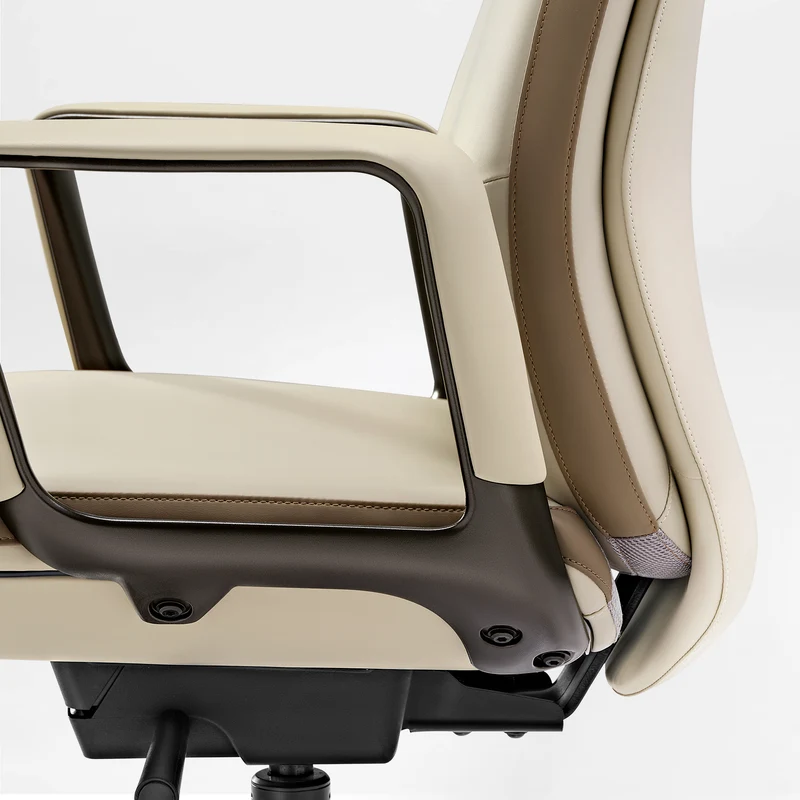 Alto, Silicone Leather Executive Office Chair