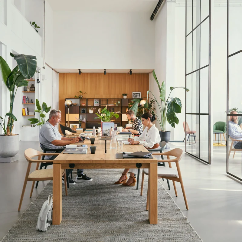 Sedus se:café Teamarbeitsplatz