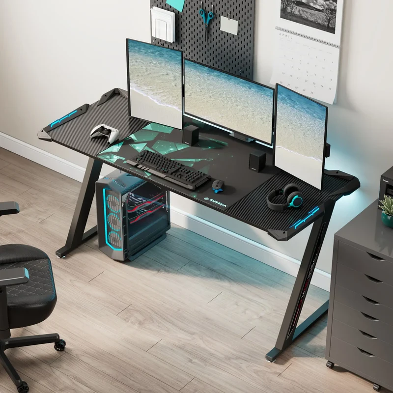 Gaming Desk with Z Shaped Legs (61"x25")
