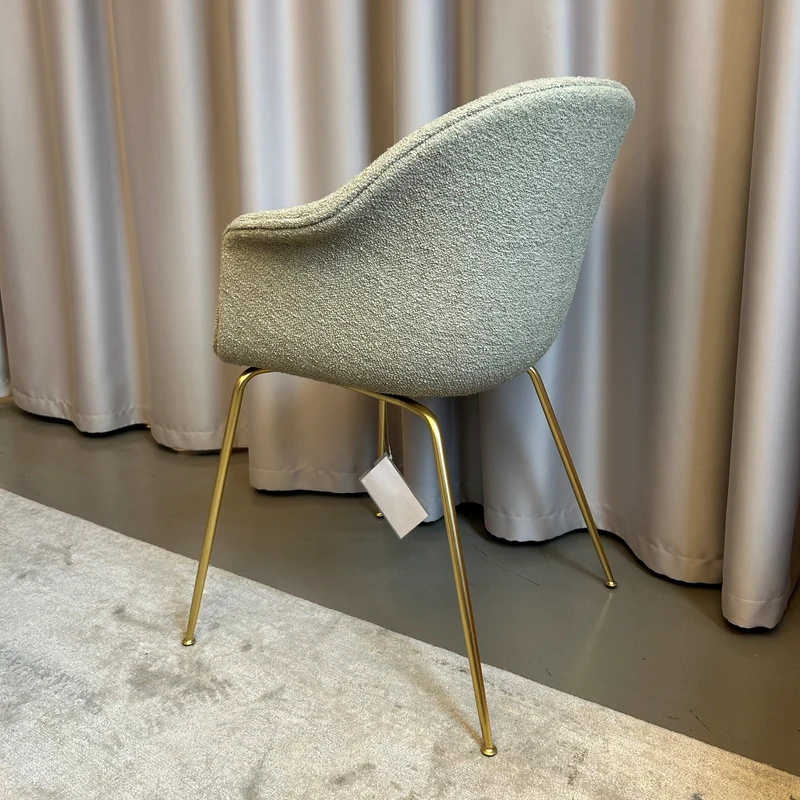 Gubi / BAT Dining Chair / Stuhl mit Armlehnen