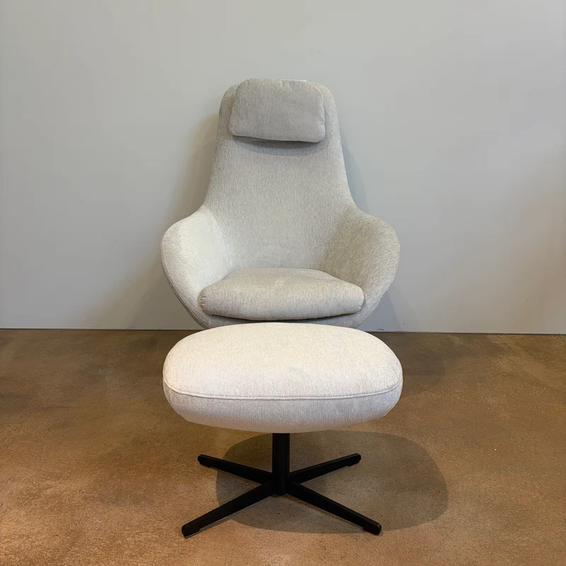 Signet / Manira / Relaxsessel mit Hocker