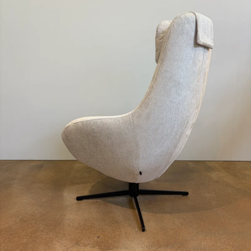Signet / Manira / Relaxsessel mit Hocker