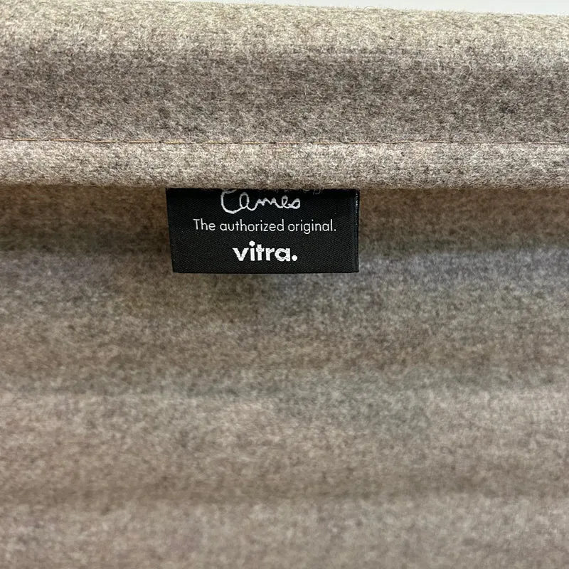 Vitra / Aluminium Group EA 119 / Bürodrehstuhl