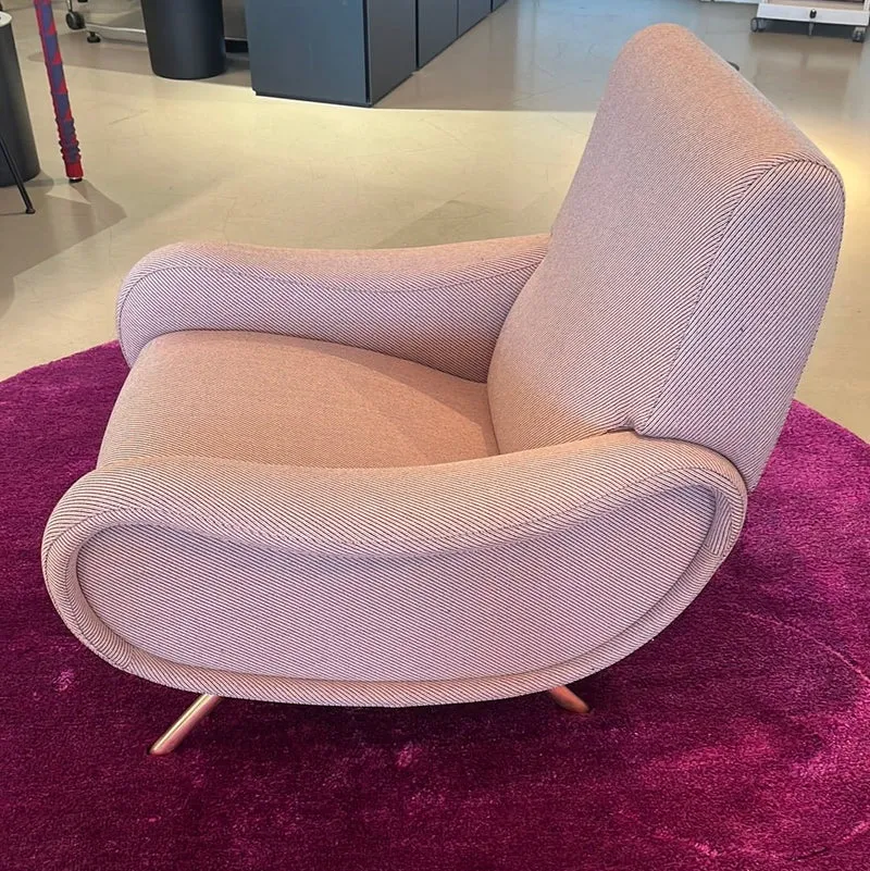 Cassina / LADY / Sessel