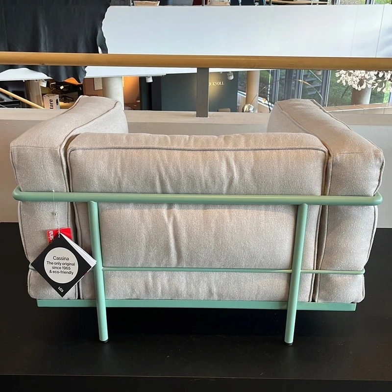Cassina / 3 / Sessel