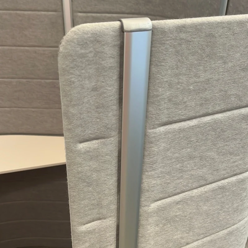 Vitra / Workbay Focus 1 Medium 15/10 / Arbeitsplatz mit rundum Trennwänden