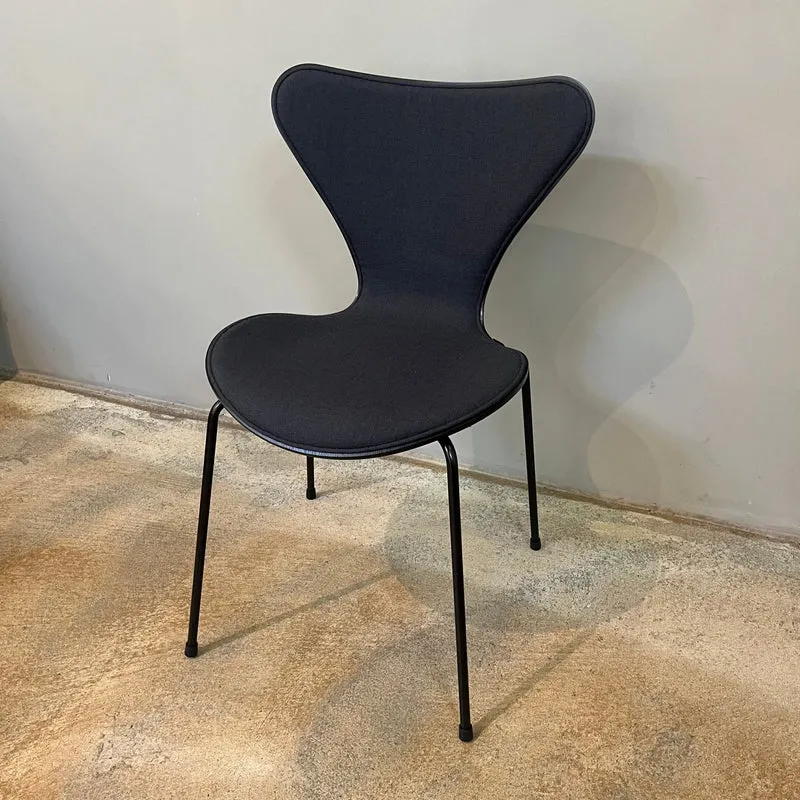 Fritz Hansen / Serie 7 / Stuhl