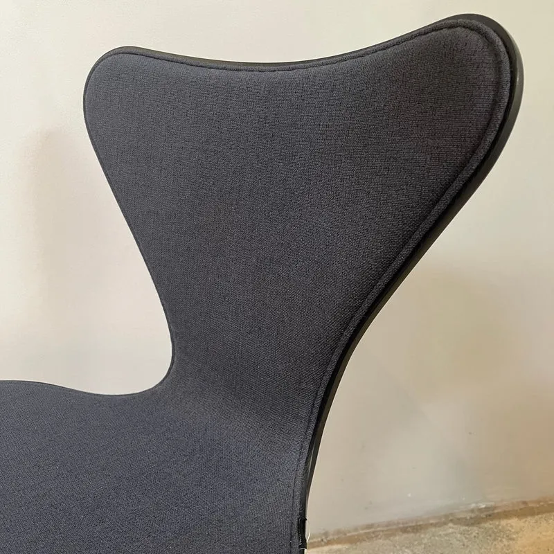 Fritz Hansen / Serie 7 / Stuhl
