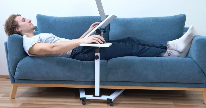 Tatkraft Like Laptoptisch Höhenverstellbar, Laptoptisch mit Rollen und Mausablage, Laptoptisch Sofa, Laptoptisch Bett, MDF, verchromter Stahl, weiß