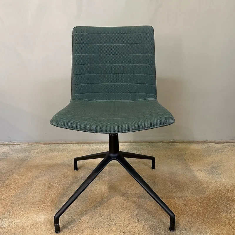 Andreu World / Flex Chair / Stuhl