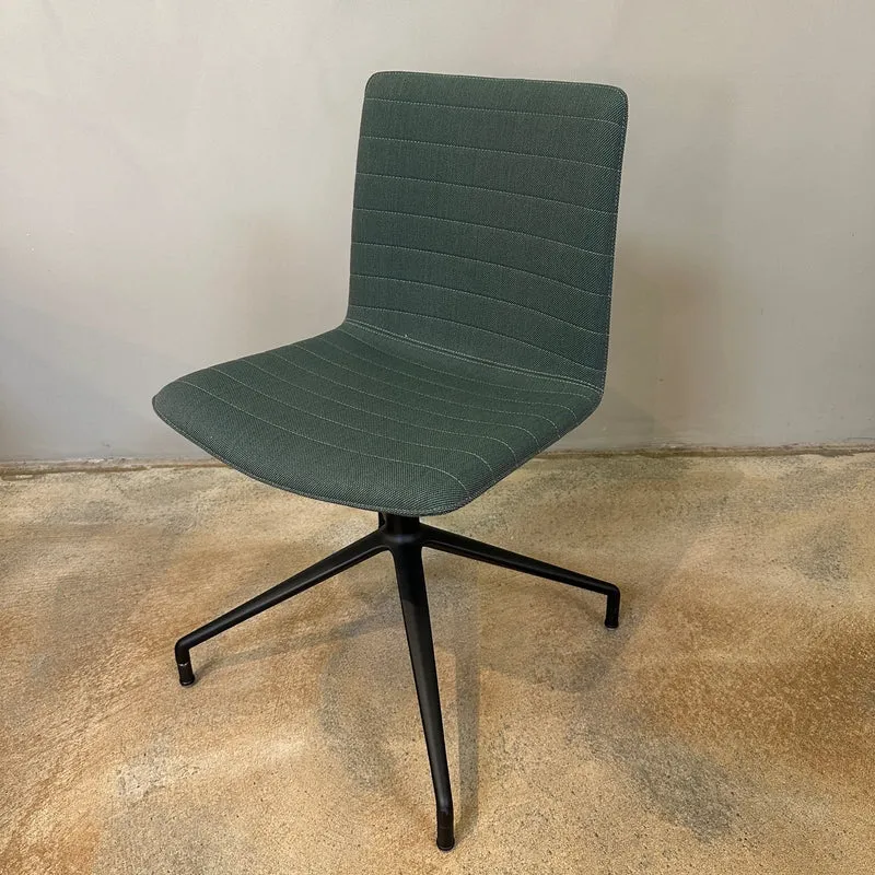 Andreu World / Flex Chair / Stuhl